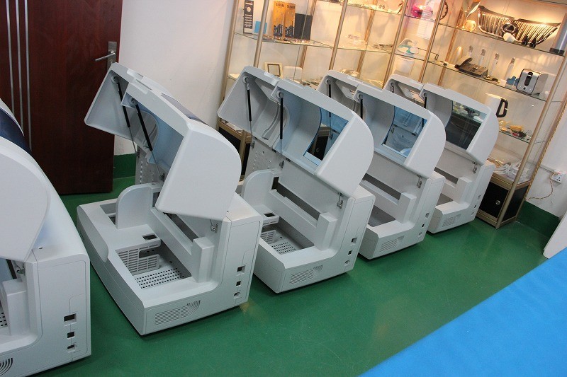 塑膠手板如何制作加工？